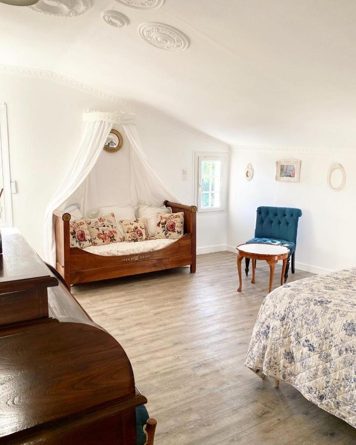 Bouhet Le Vieux Moulin B&B 외부 사진